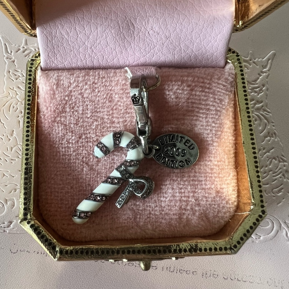 Juicy Couture | Vintage LIMITED EDITION 2009 Candy Cane Holiday Charm - Silver